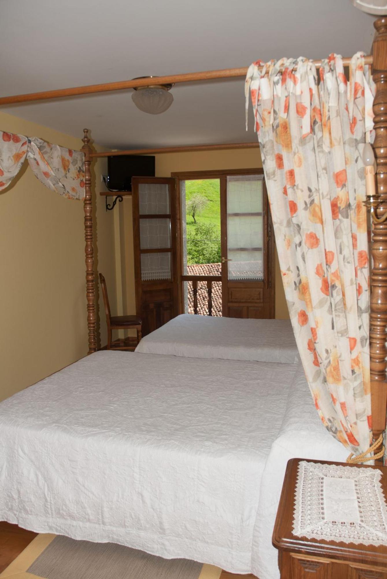 Posada Sobrevilla Espinama Room photo